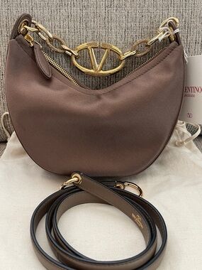Valentino Garavani moon V-Logo Chain Shoulder Bag